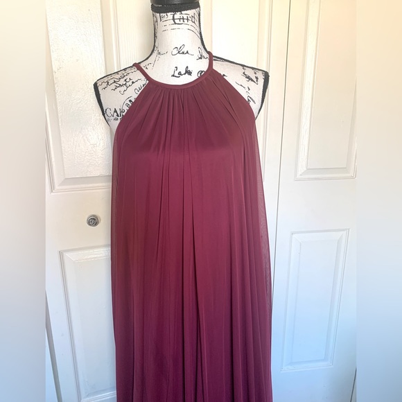 David’s Bridal Wine Grecian Style Bridesmaids Formal Dress - Picture 2 of 9